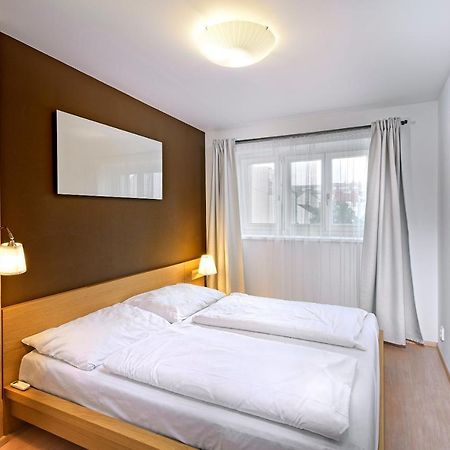 Downtown Suites Chlumova Prague Luaran gambar
