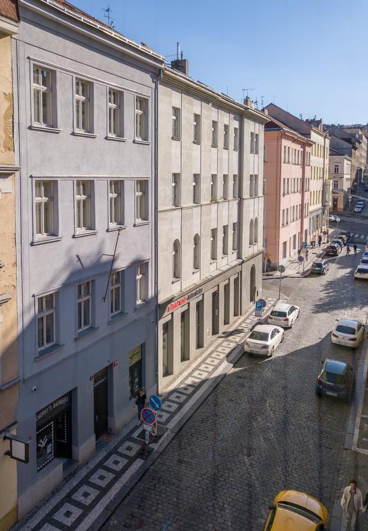 Downtown Suites Chlumova Prague Luaran gambar