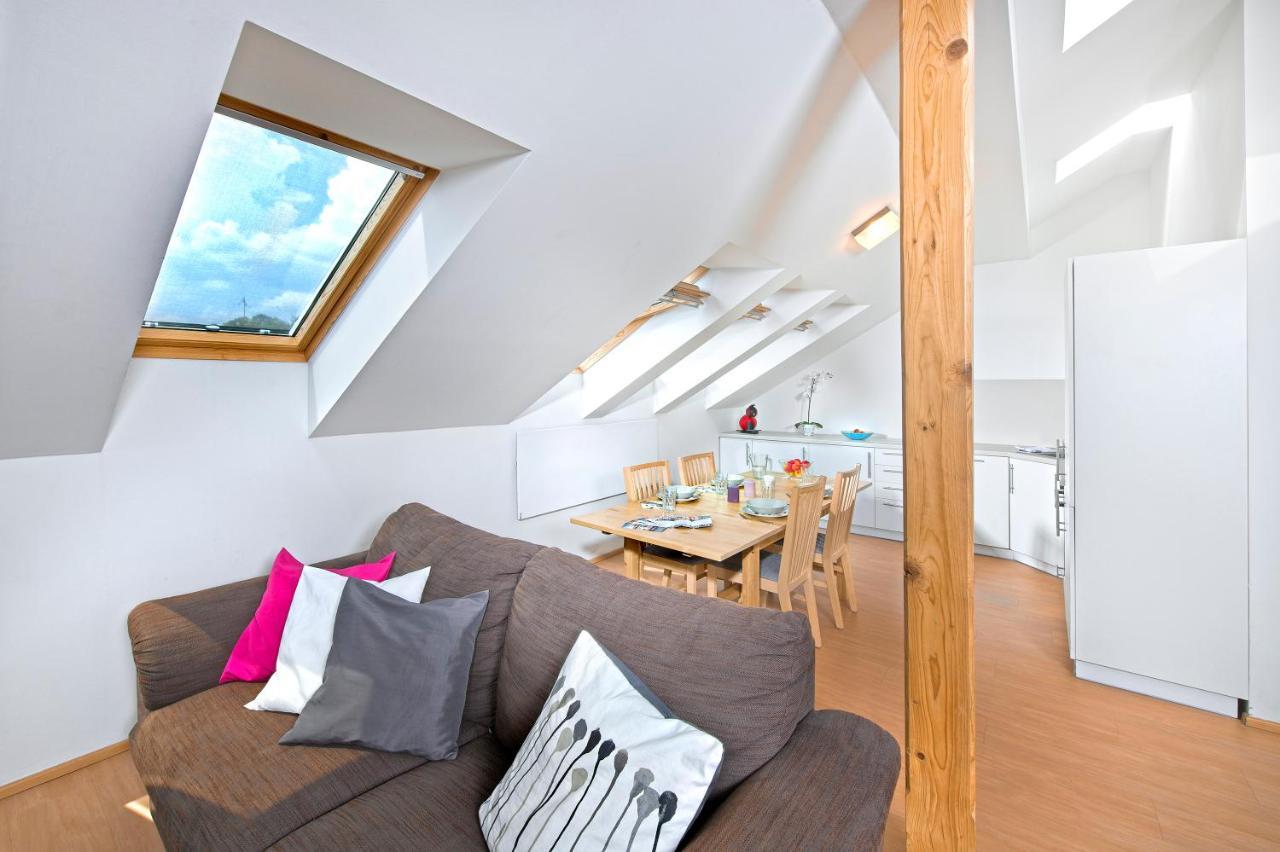 Downtown Suites Chlumova Prague Luaran gambar
