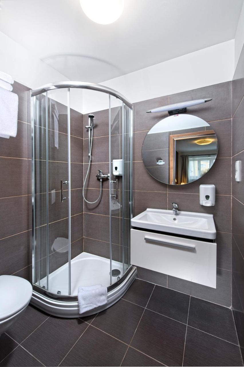 Downtown Suites Chlumova Prague Luaran gambar