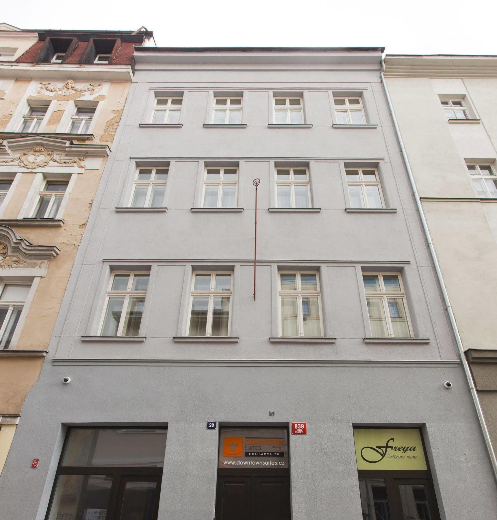 Downtown Suites Chlumova Prague Luaran gambar
