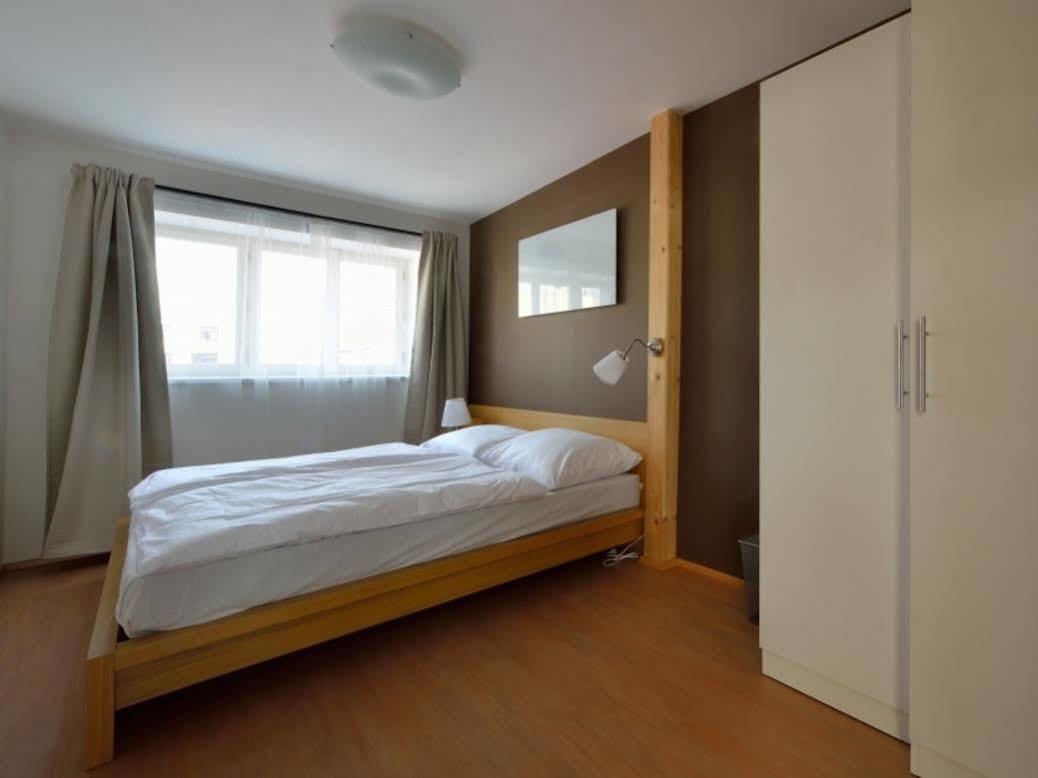 Downtown Suites Chlumova Prague Luaran gambar
