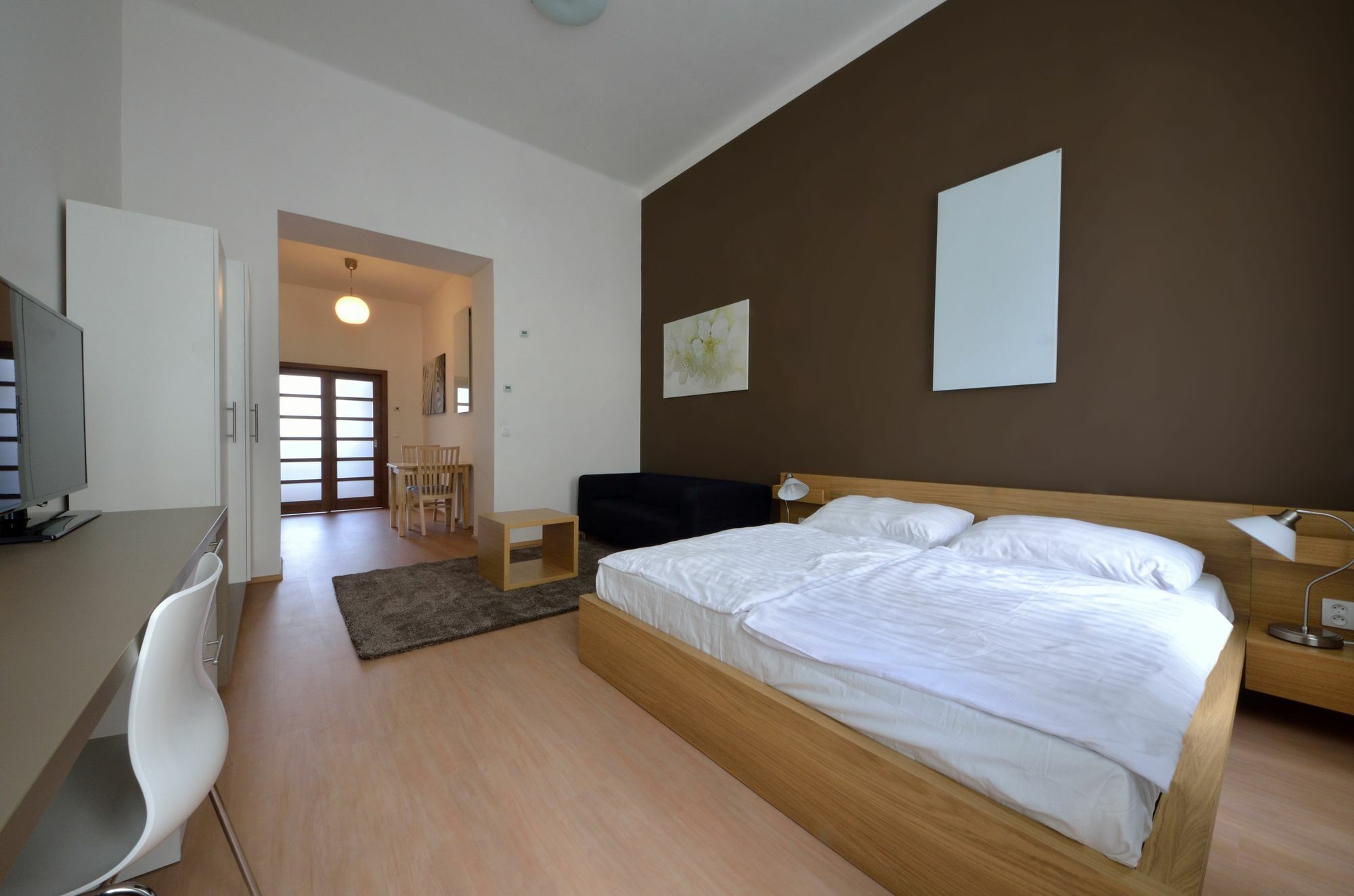 Downtown Suites Chlumova Prague Luaran gambar